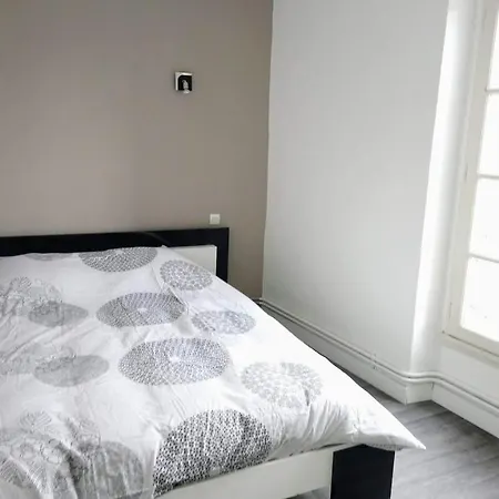 Apartamento Calme, Proche Centre-ville Avec Vue Sur La Cité *